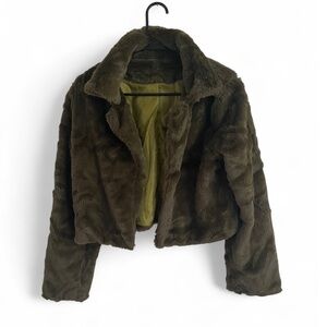 Faux Fur Olive 🫒 Cropped Jacket